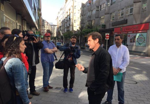 Jorge Duarte visita Montero Ríos para explicar as claves da humanización da rúa